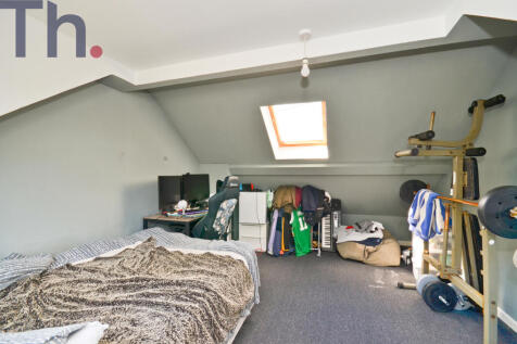 Guest Room.JPG