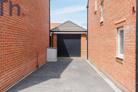 Garage &amp; Driveway