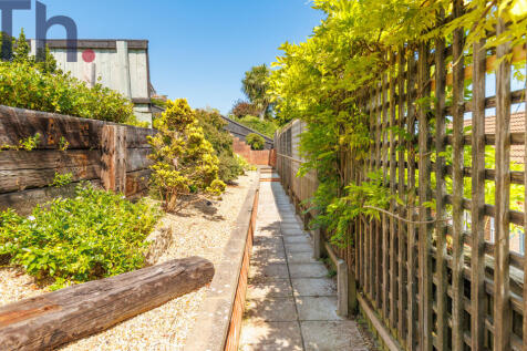 Low Maintenance Rear Garden