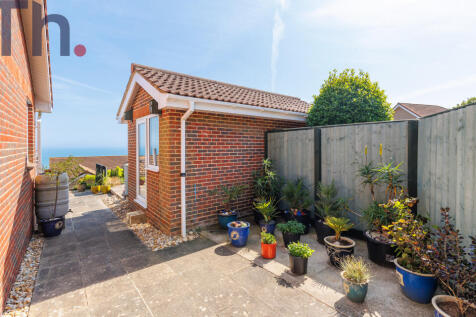 Detached Garage
