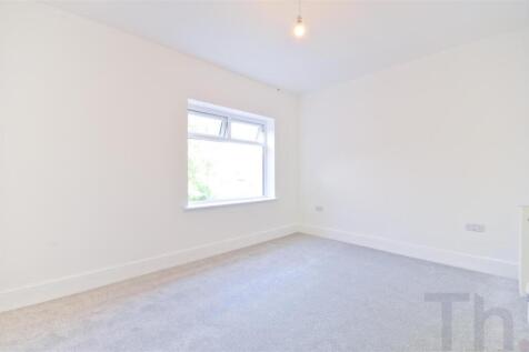 5 Victoria - Bedroom 1