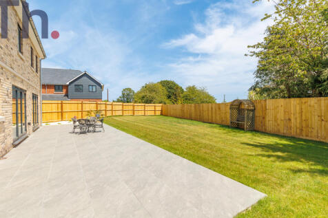 Sunny Rear Garden