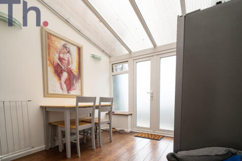 Conservatory/Breakfast Room