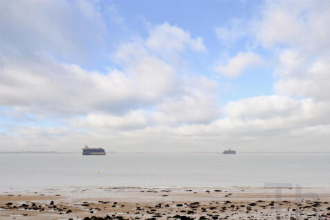 Duver Beach close by