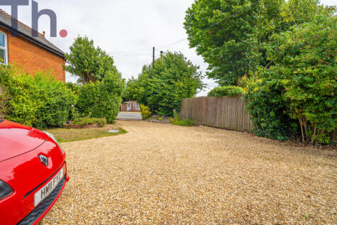 Gravel Driveway &amp; Parking