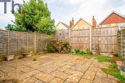 Rear Courtyard Garden