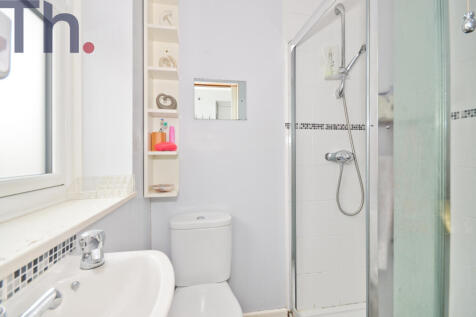 Shower Room.JPG