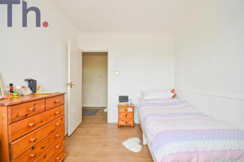Bedroom 3.JPG