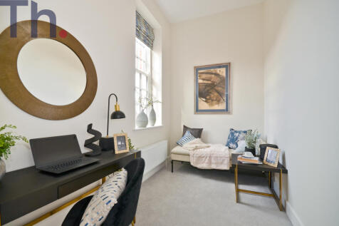 Bedroom 3/Study