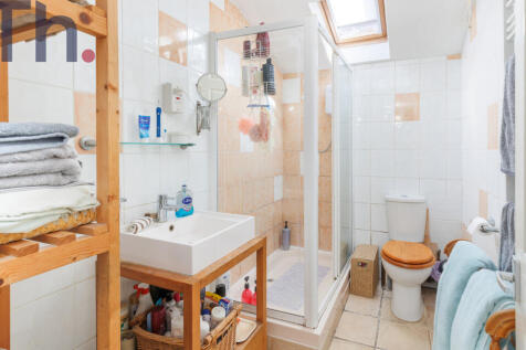 Annexe Shower Room