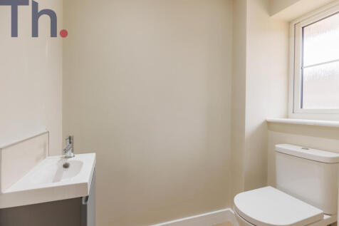 Downstairs Cloakroom W/C
