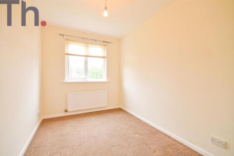 Bedroom 2.JPG