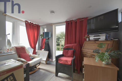 Bungalow 2 Lounge Area