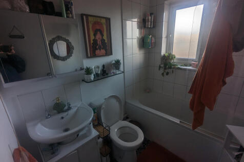 PXL_20251204_143121606