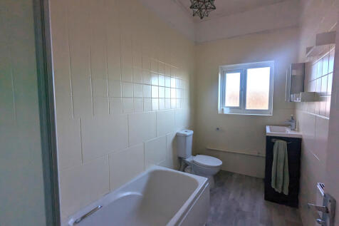 PXL_20251210_143645683