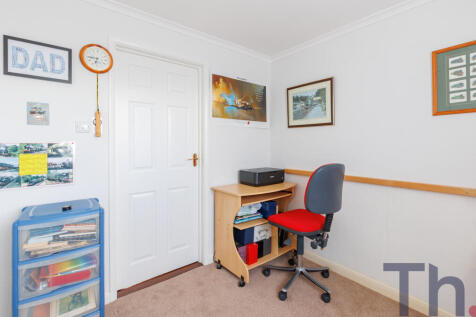 Bedroom 3 (Downstairs)