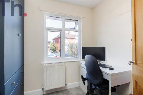 Bedroom 4/Study