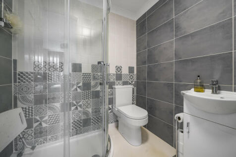 Ensuite Shower Ro...