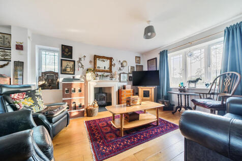 Living Room (3)