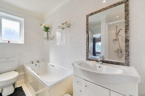 Ensuite Bathroom