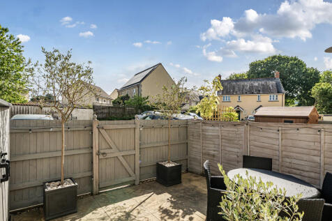 Rear Courtyard to...