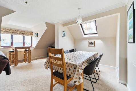 Dining Area 1