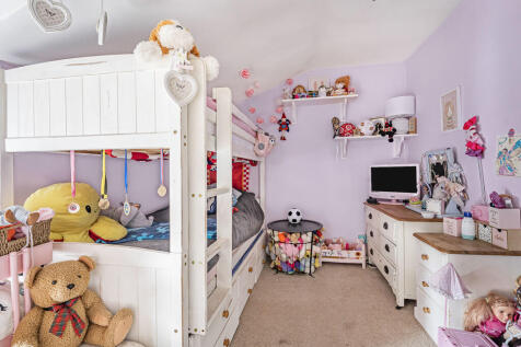 Bedroom (2)