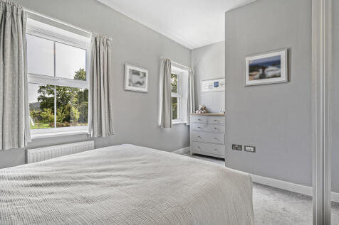 Bedroom 1 (3)