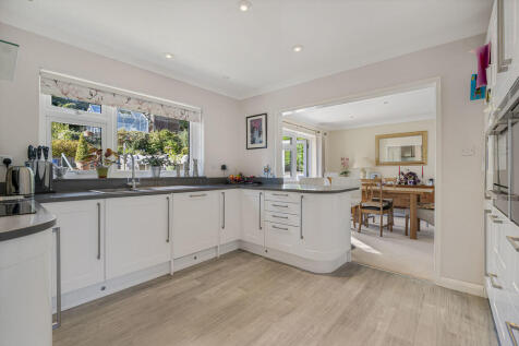 Kitchen (2)
