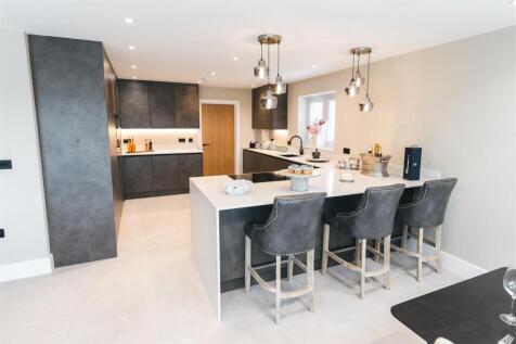 Lounge / Kitchen / Dining