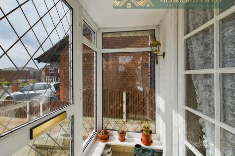 CAM03850G0-PR0028-STILL002.jpg