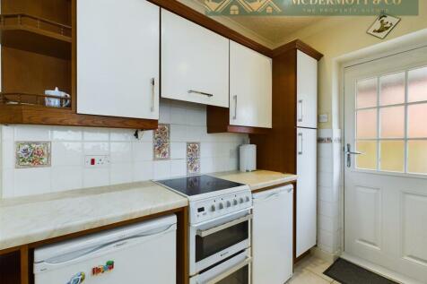 CAM03850G0-PR0028-STILL012.jpg