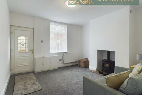 CAM03850G0-PR0045-STILL003.jpg