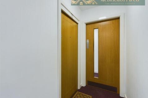 CAM03850G0-PR0058-STILL021.jpg
