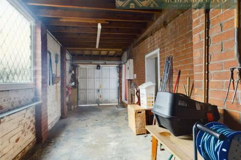 CAM03850G0-PR0062-STILL004.jpg