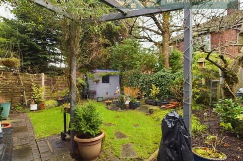 CAM03850G0-PR0069-STILL018.jpg