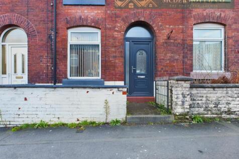 CAM03850G0-PR0074-STILL014.jpg