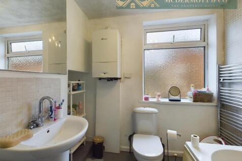 CAM03850G0-PR0064-STILL012.jpg