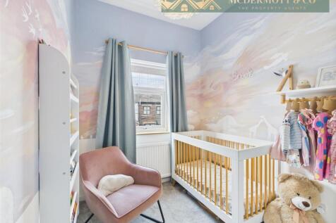 CAM03850G0-PR0135-STILL029.jpg