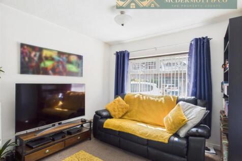 CAM03850G0-PR0136-STILL006.jpg