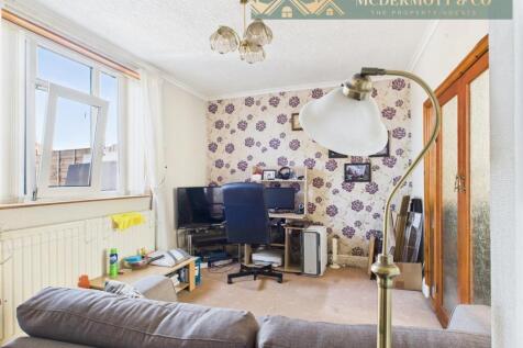CAM03850G0-PR0138-STILL008.jpg