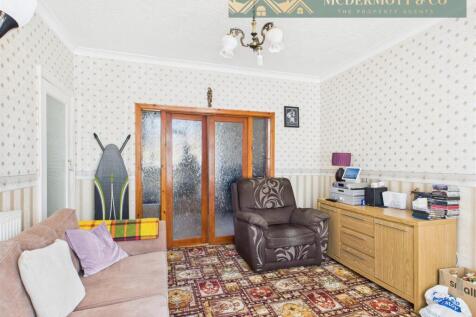 CAM03850G0-PR0138-STILL007.jpg