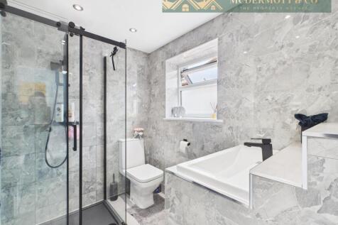 Family Shower Room