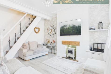 Entrance into Lounge