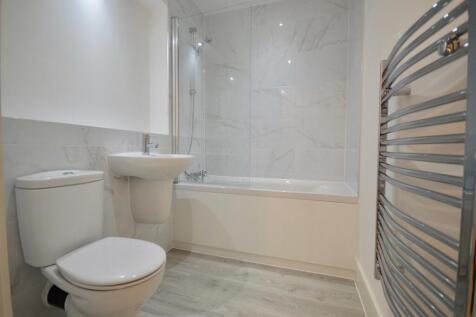 Bathroom&#43;