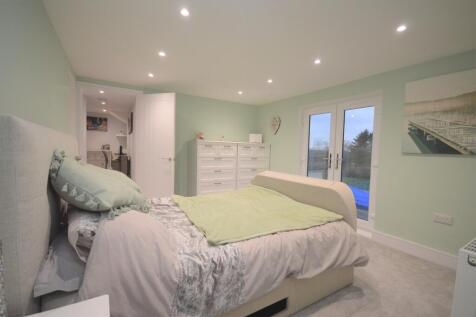 bedroom&#43;1