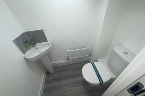 Cloakroom/wc