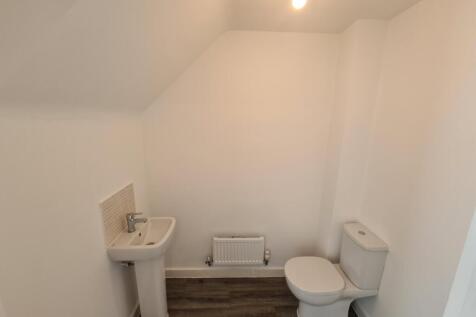 Cloakroom/wc