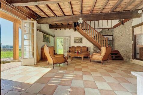 Property Image 4