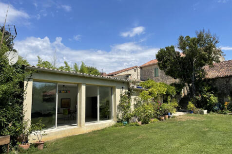 Property Image 11